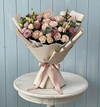 Букет цветов из:  Розы и Лизиантусы в Степанщино