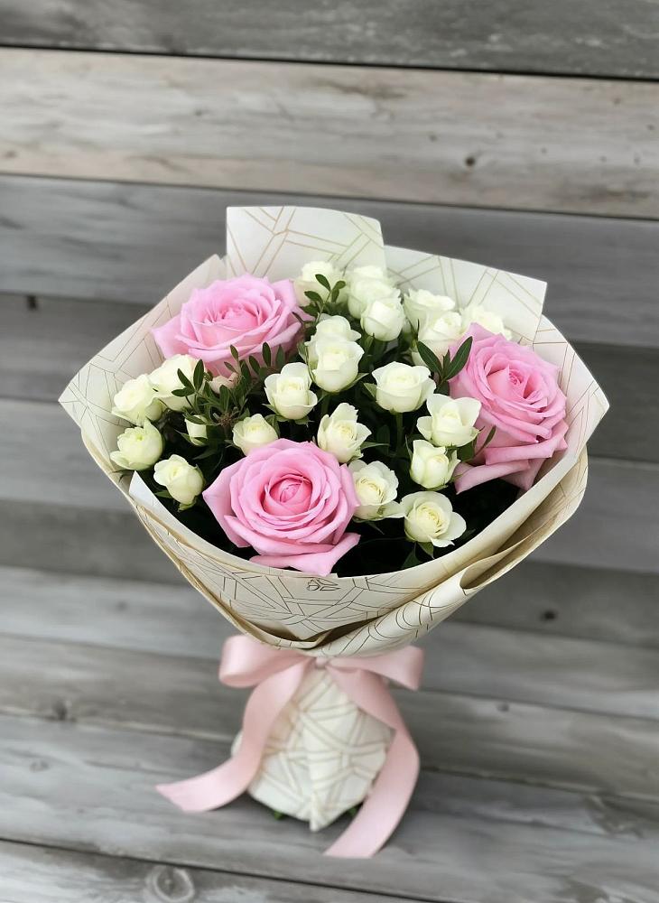Букет цветов из: Розы в Степанщино