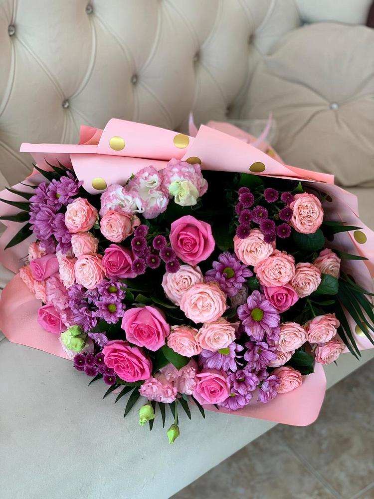 Букет цветов из: Хризантемы, Розы и Лизиантусы в Степанщино