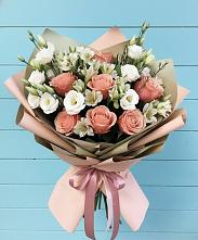 Букет цветов из:  Розы, Альстромерии и Лизиантусы в Степанщино