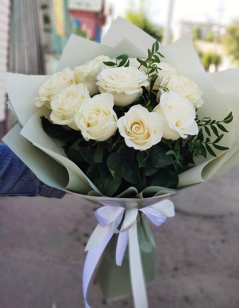 Букет Белые розы Проуд в Степанщино