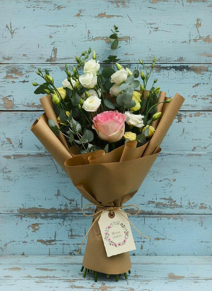 Букет цветов из: Розы и Лизиантусы в Степанщино