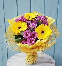 Букет цветов из:  Хризантемы и Герберы в Степанщино