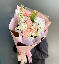 Букет цветов из:  Хризантемы и Розы в Степанщино