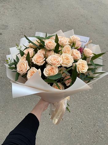 Букет Кремовые розы Латте в Степанщино