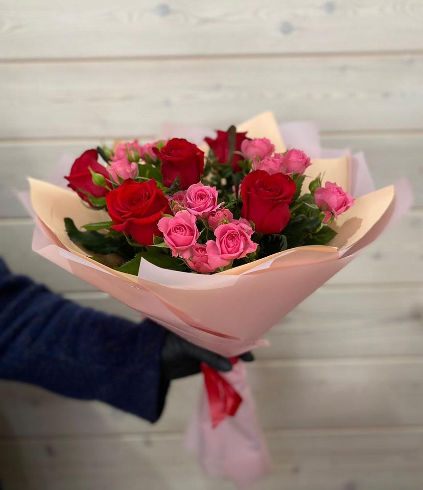 Букет цветов из: Розы в Степанщино