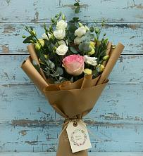 Букет цветов из:  Розы и Лизиантусы в Степанщино