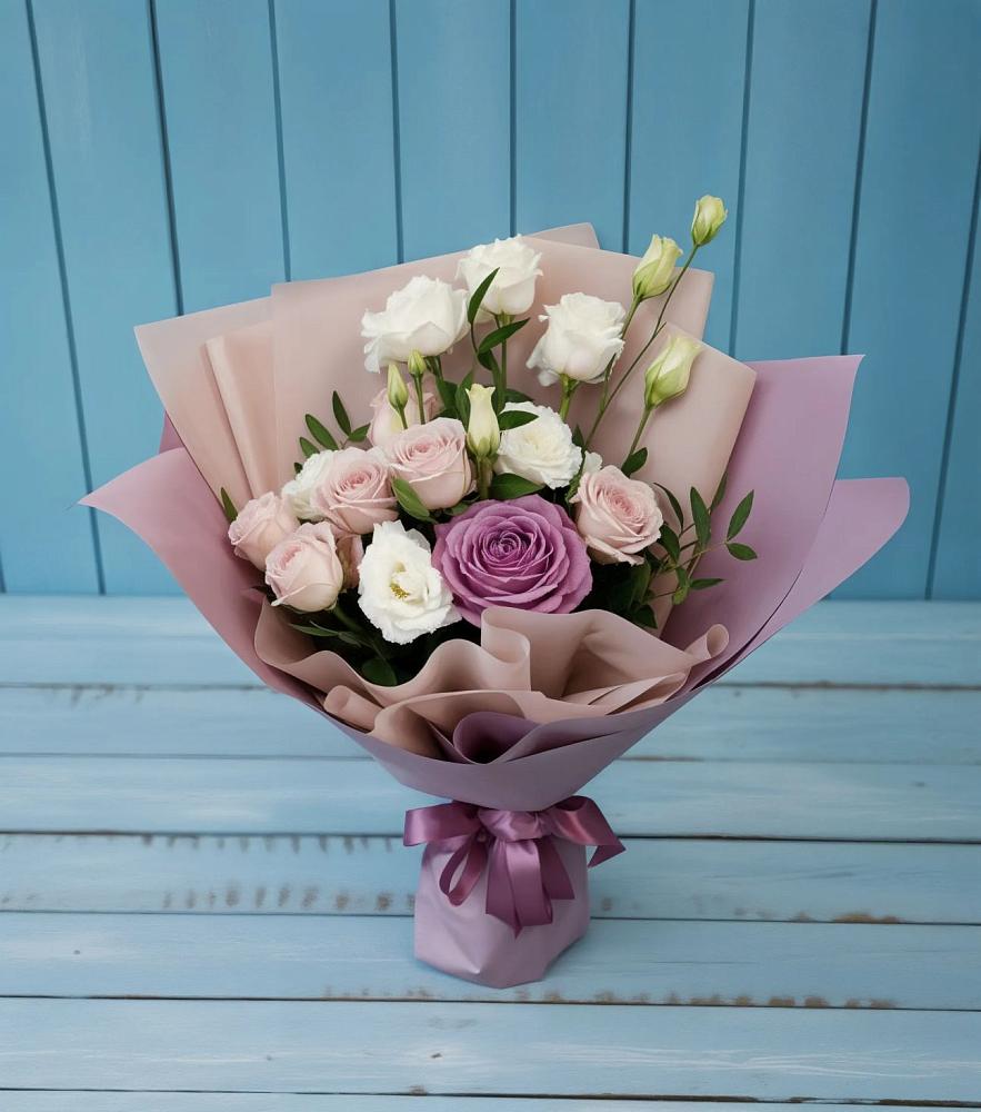 Букет цветов из: Розы и Лизиантусы в Степанщино